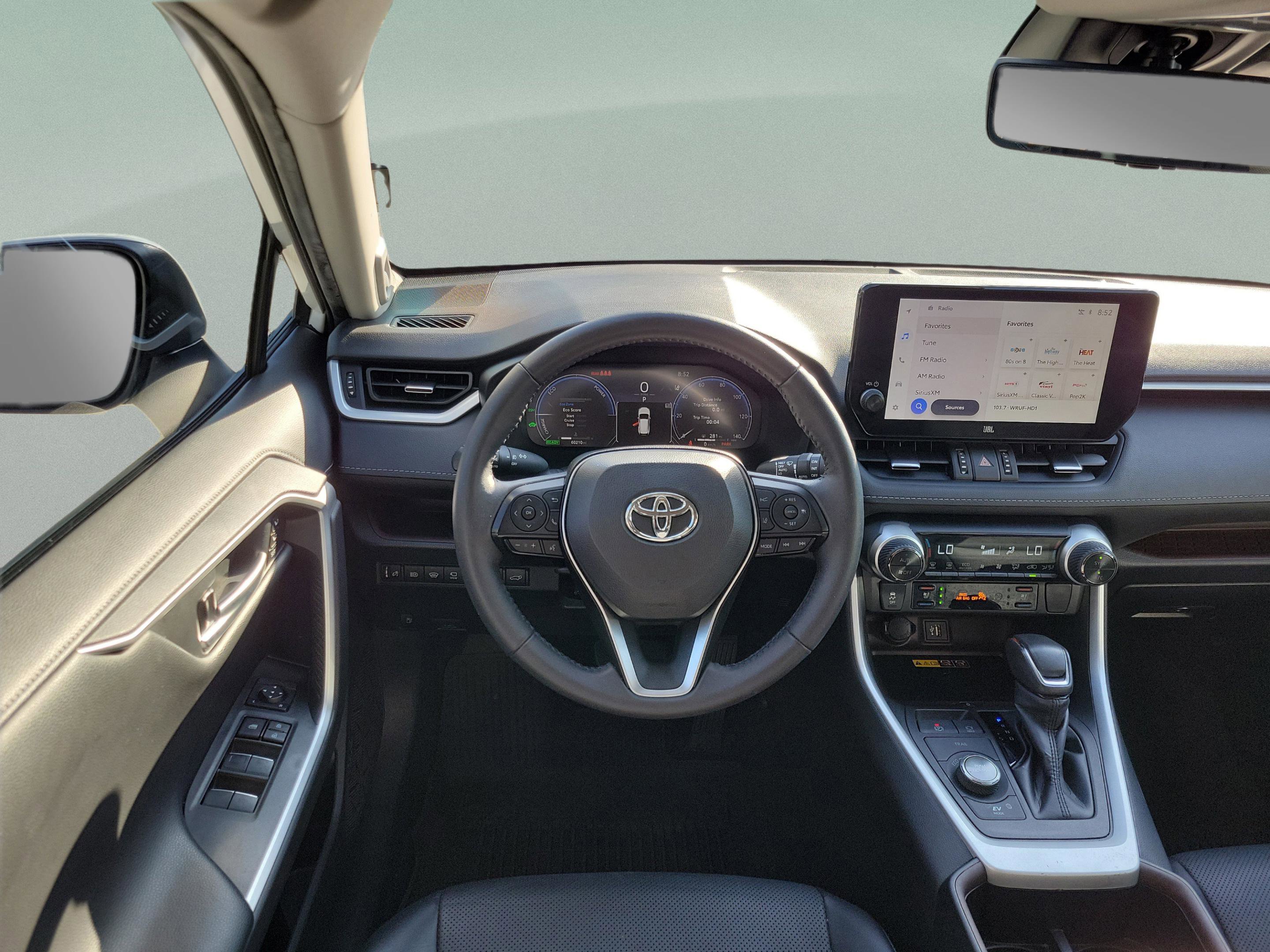 Used 2024 Toyota RAV4 Limited w/ Advanced Technology Package AWD/4WD image 20