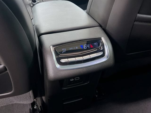 Used 2022 Cadillac XT6 Premium Luxury FWD image 27