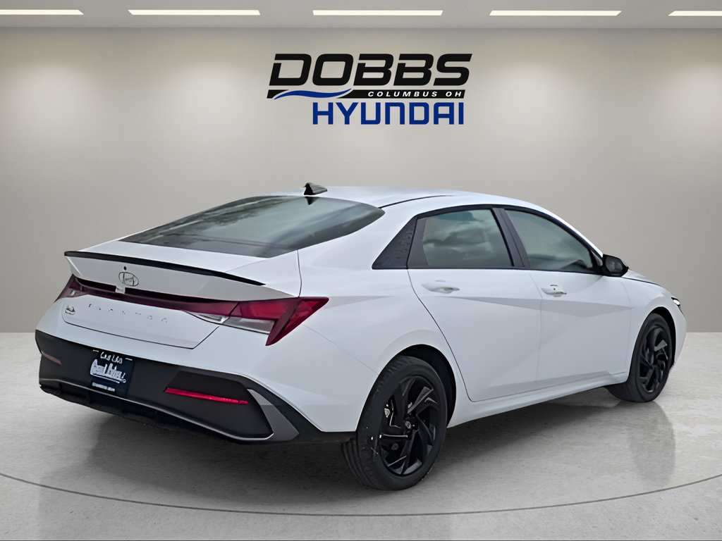 Certified 2026 Hyundai Elantra Sport FWD image 5