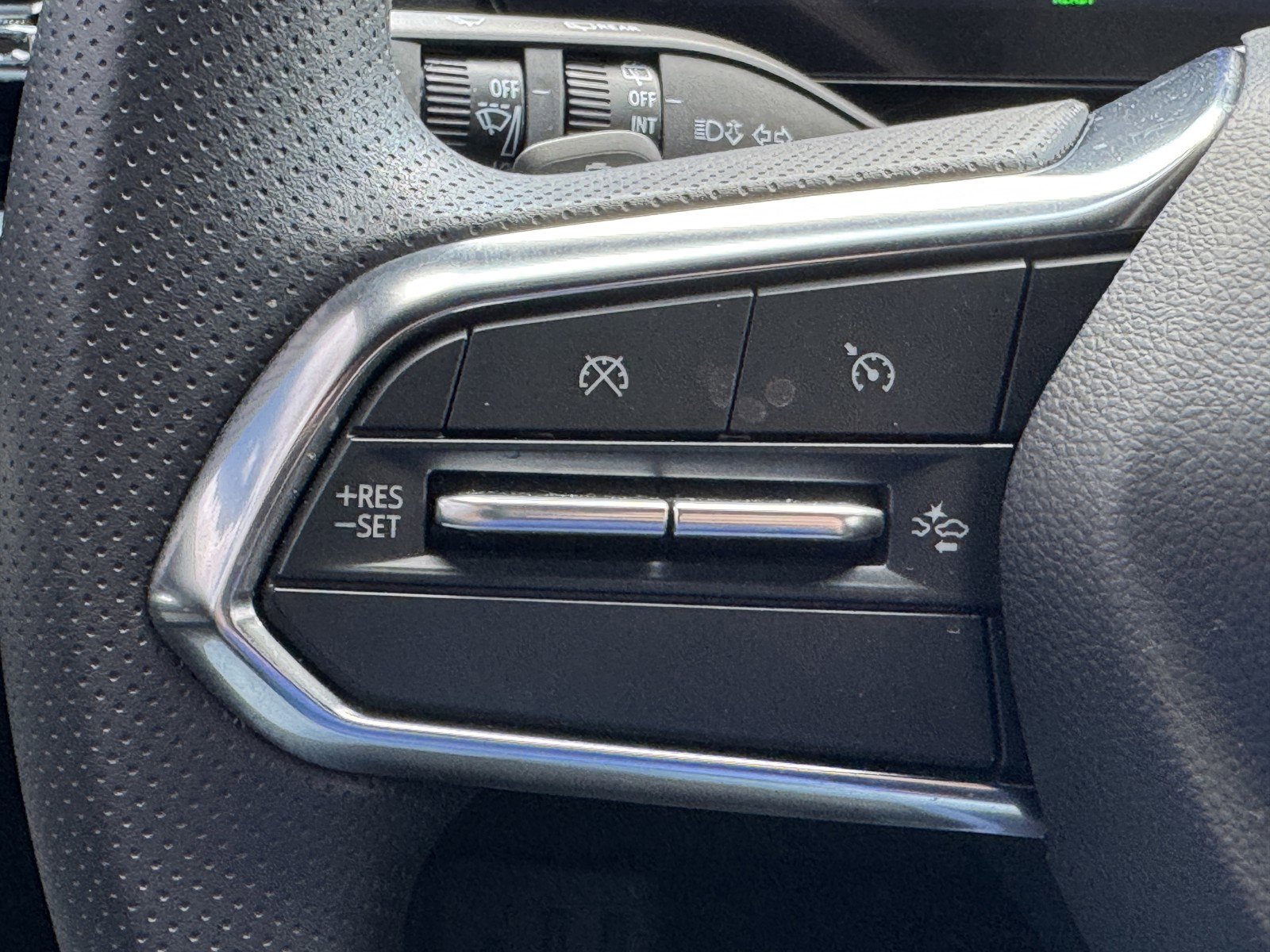 Used 2025 Chevrolet Blazer EV LT image 18