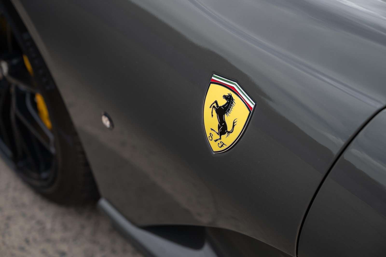 Used 2021 Ferrari 812 GTS RWD image 18