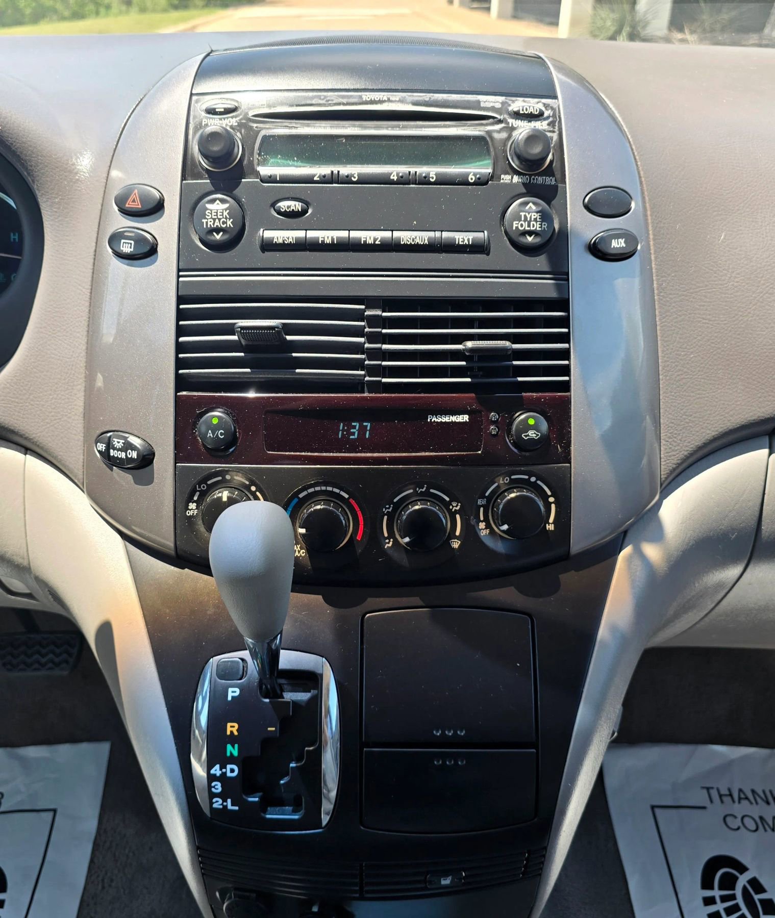 Used 2007 Toyota Sienna LE FWD image 27
