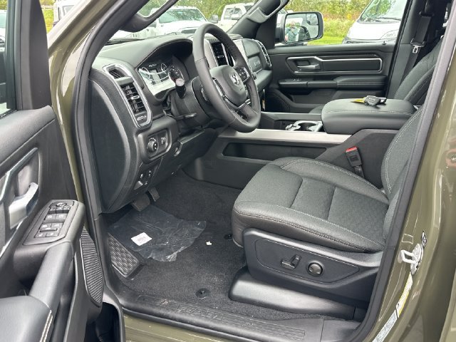 New 2027 RAM 1500 4x4 Crew Cab image 10