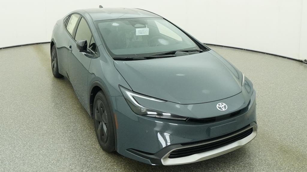 New 2027 Toyota Prius Plug-In Hybrid FWD image 8