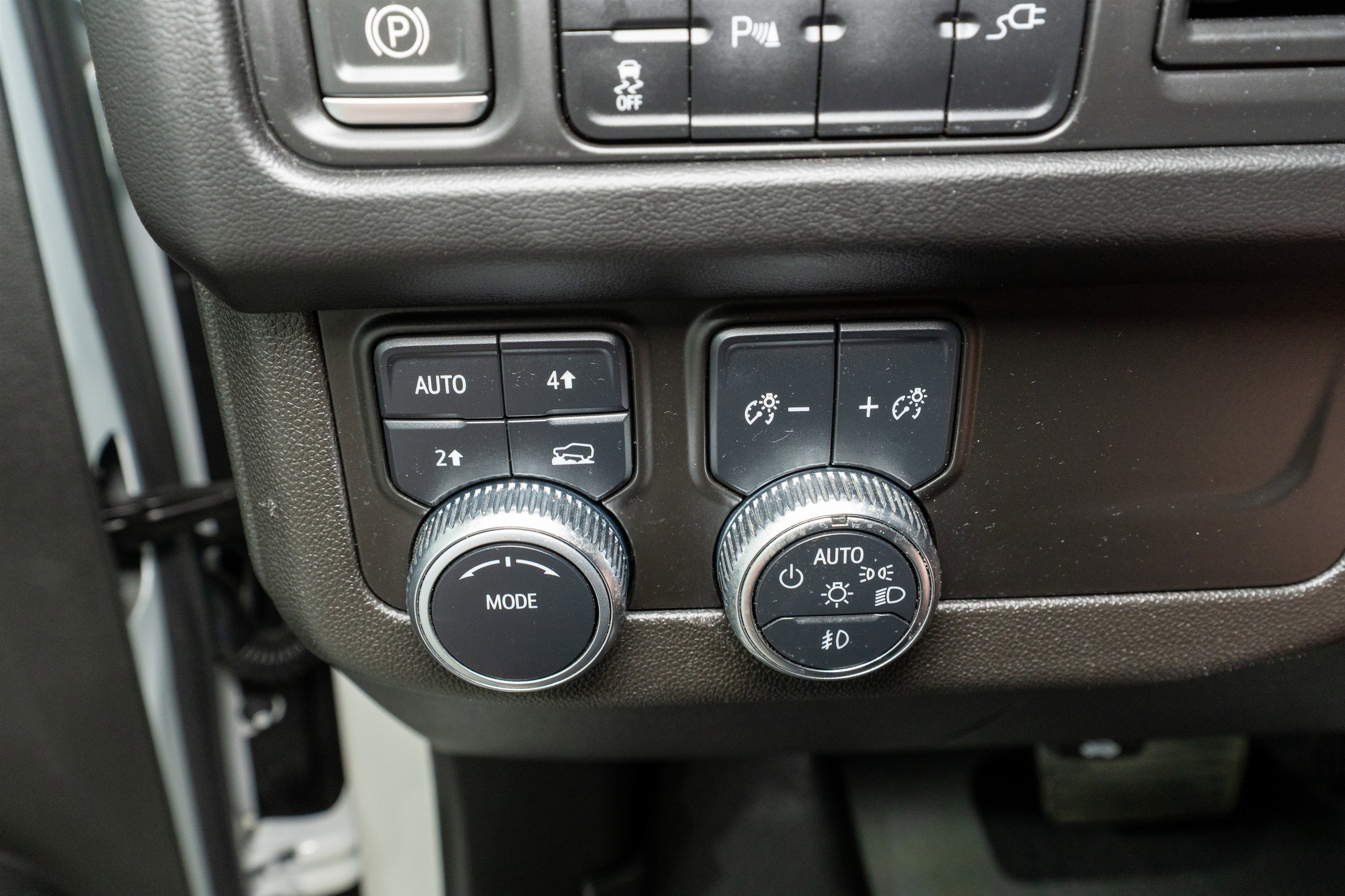 Used 2022 GMC Yukon XL SLT image 30