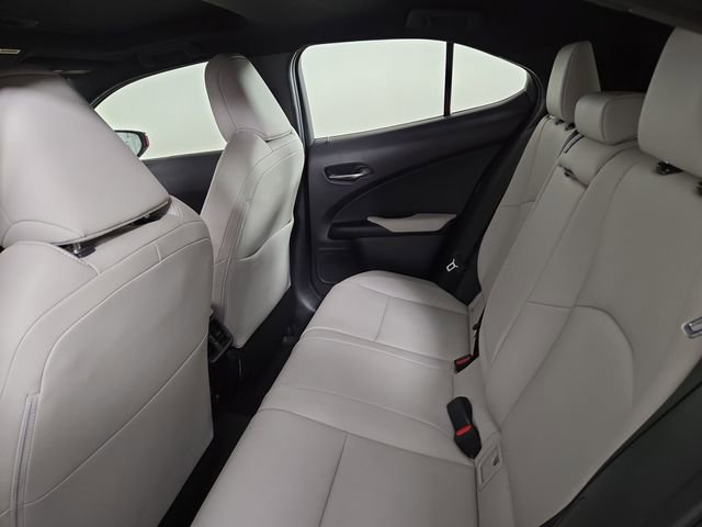 Used 2020 Lexus UX 250h w/ Premium Package image 15