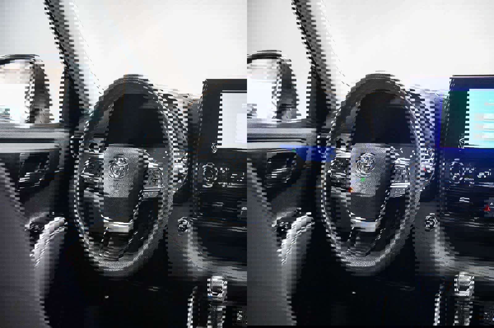 Used 2023 Toyota Highlander L image 15