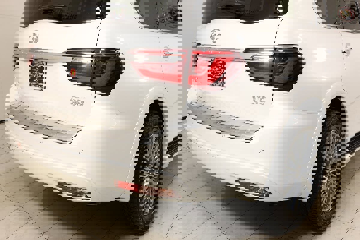 Used 2024 INFINITI QX80 Luxe image 45