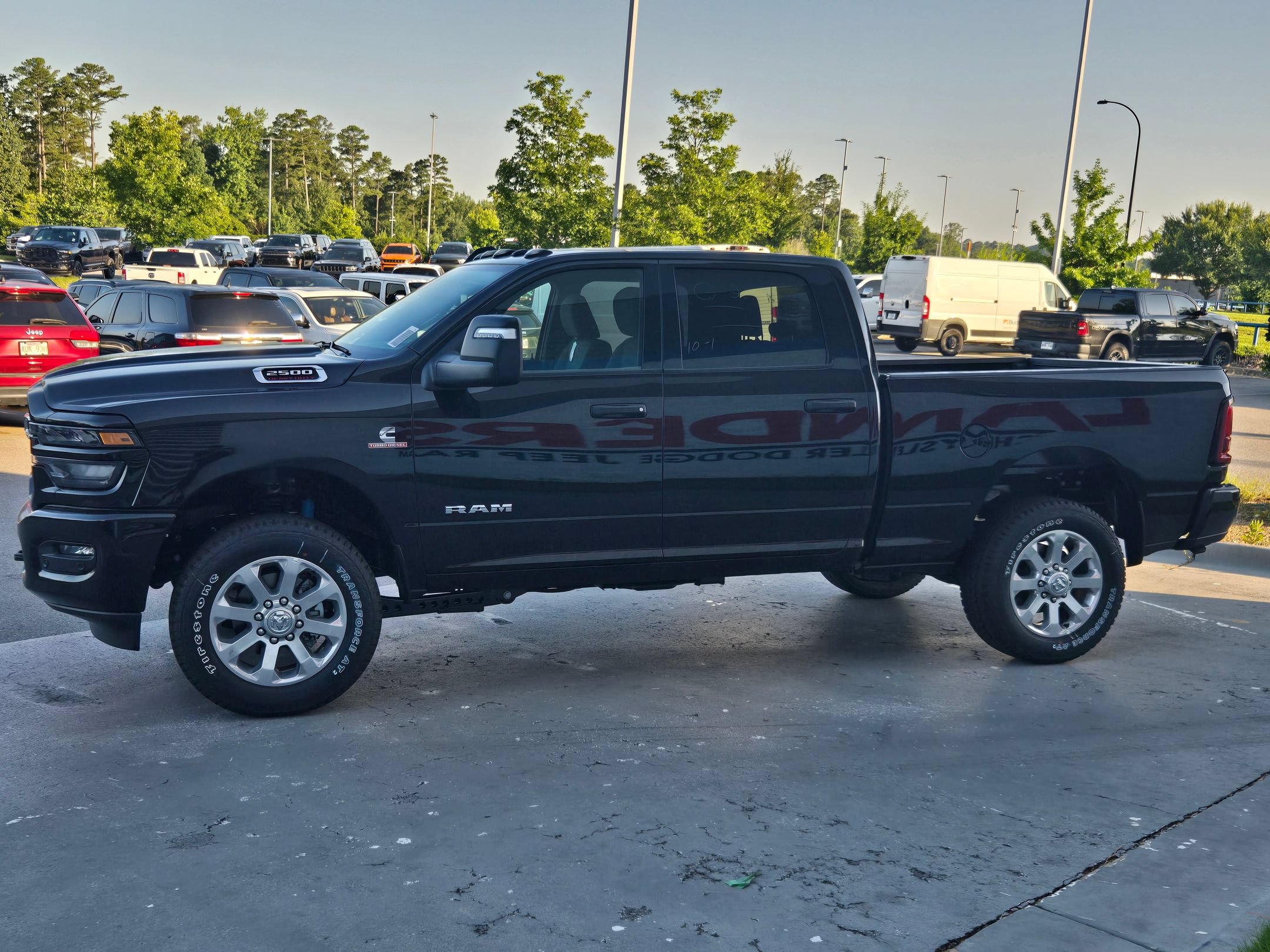 New 2026 RAM 2500 Big Horn AWD/4WD image 4