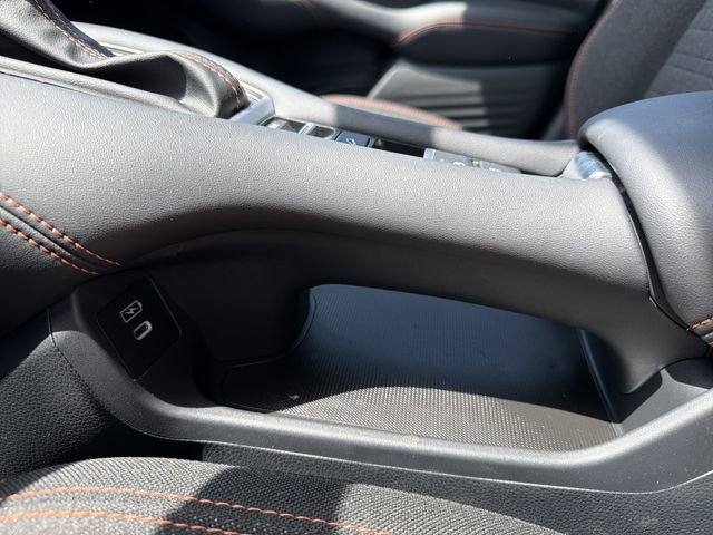 Certified 2025 Honda HR-V Sport image 36