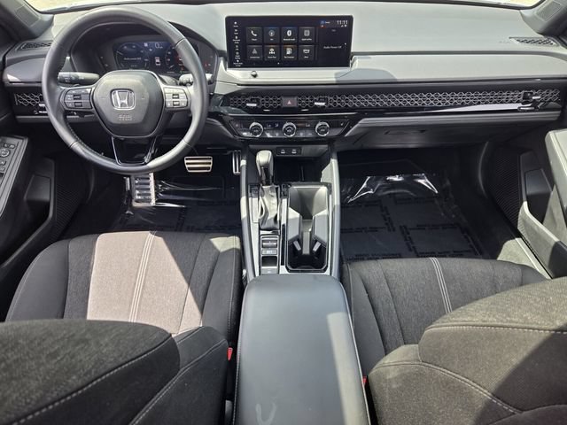 Used 2025 Honda Accord Sport image 12