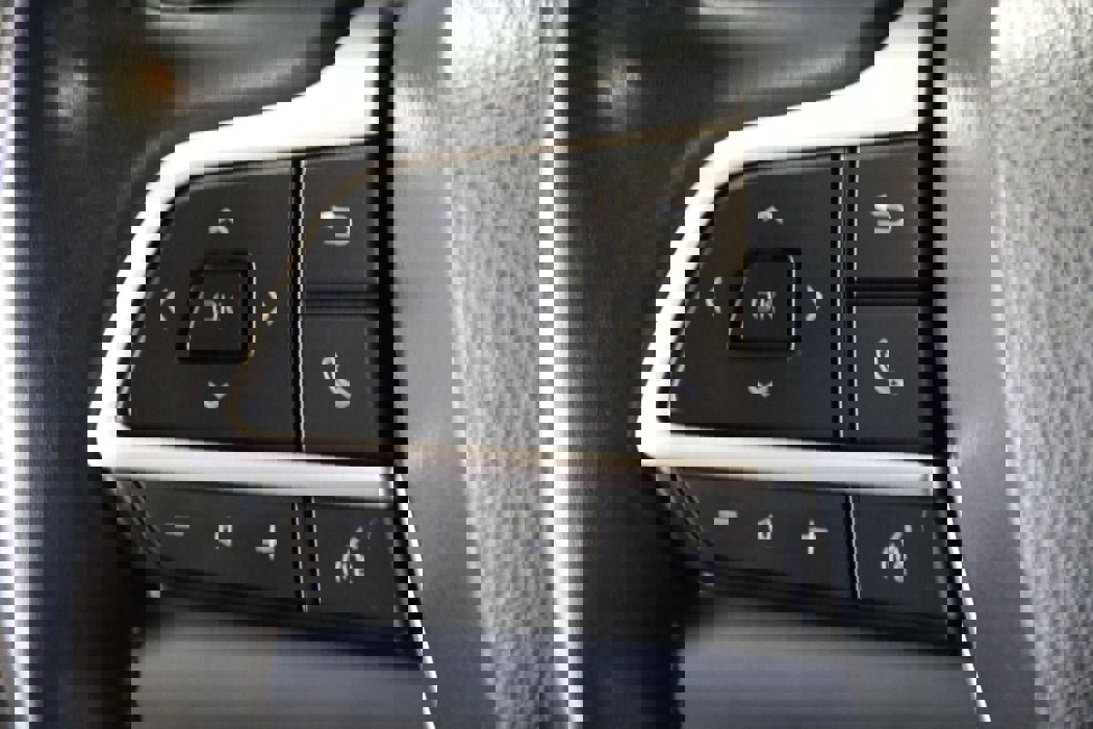 Used 2023 Toyota Highlander L image 16