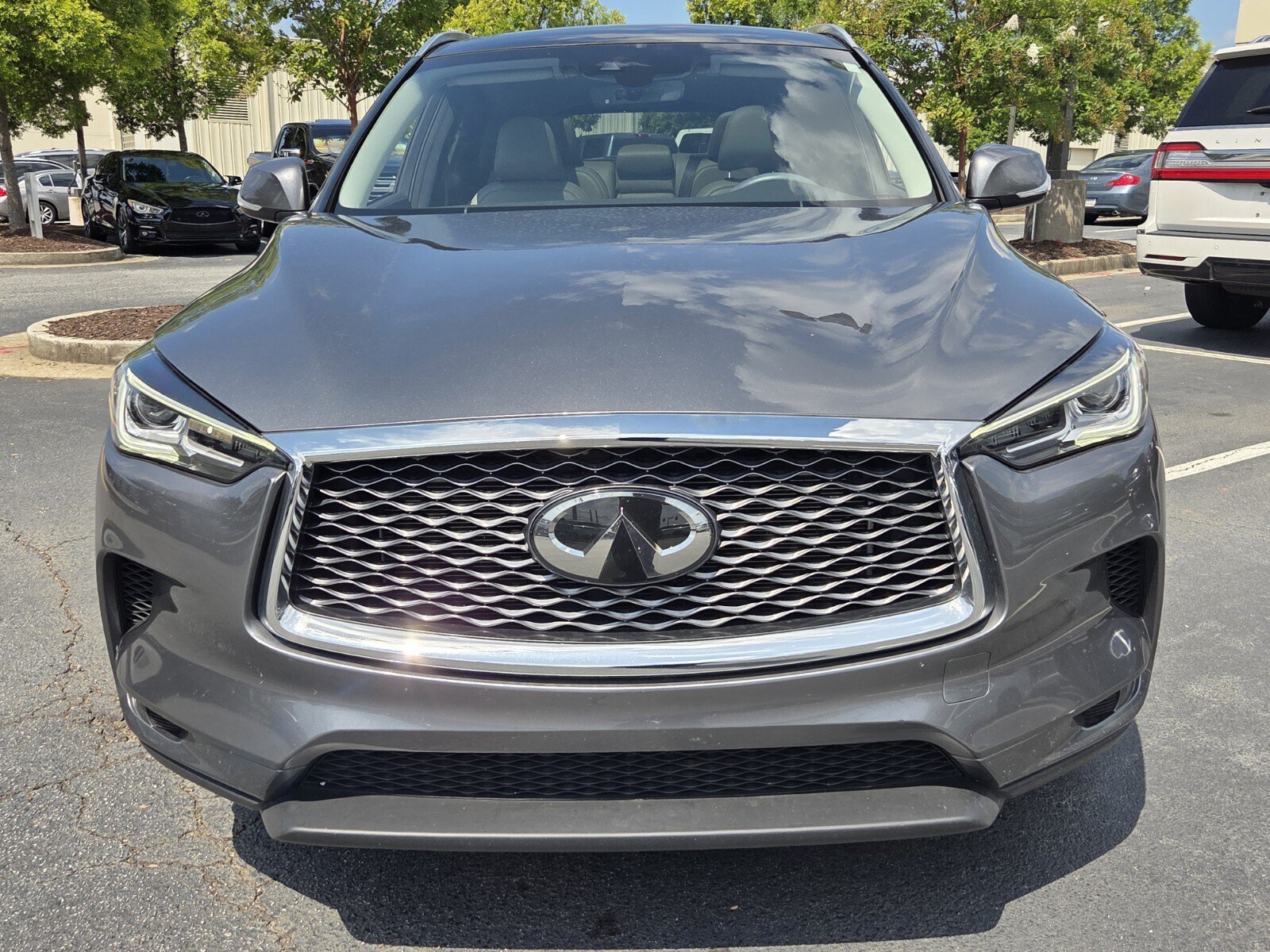 Used 2023 INFINITI QX50 Luxe FWD image 2