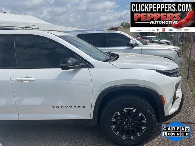 Used 2024 Chevrolet Traverse Z71 w/ Enhanced Driving Package AWD/4WD image 2