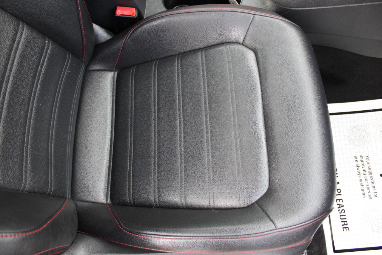 Used 2013 Volkswagen Jetta GLI Autobahn image 13