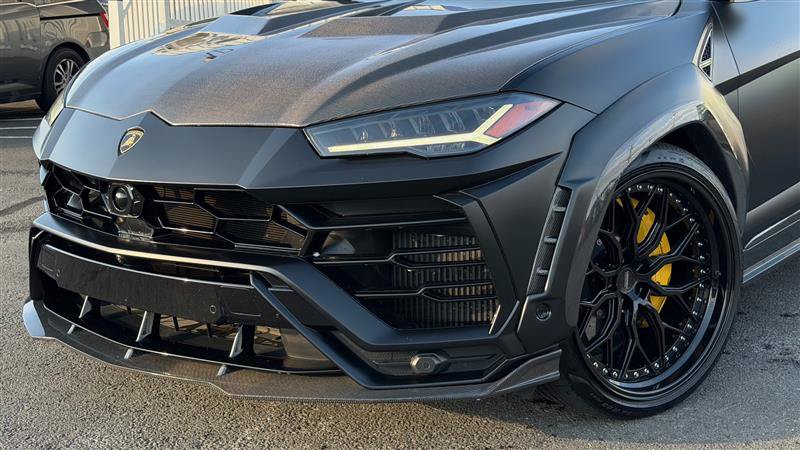 Used 2021 Lamborghini Urus AWD/4WD image 19