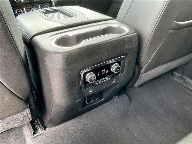 Used 2021 Chevrolet Suburban RST RWD image 24