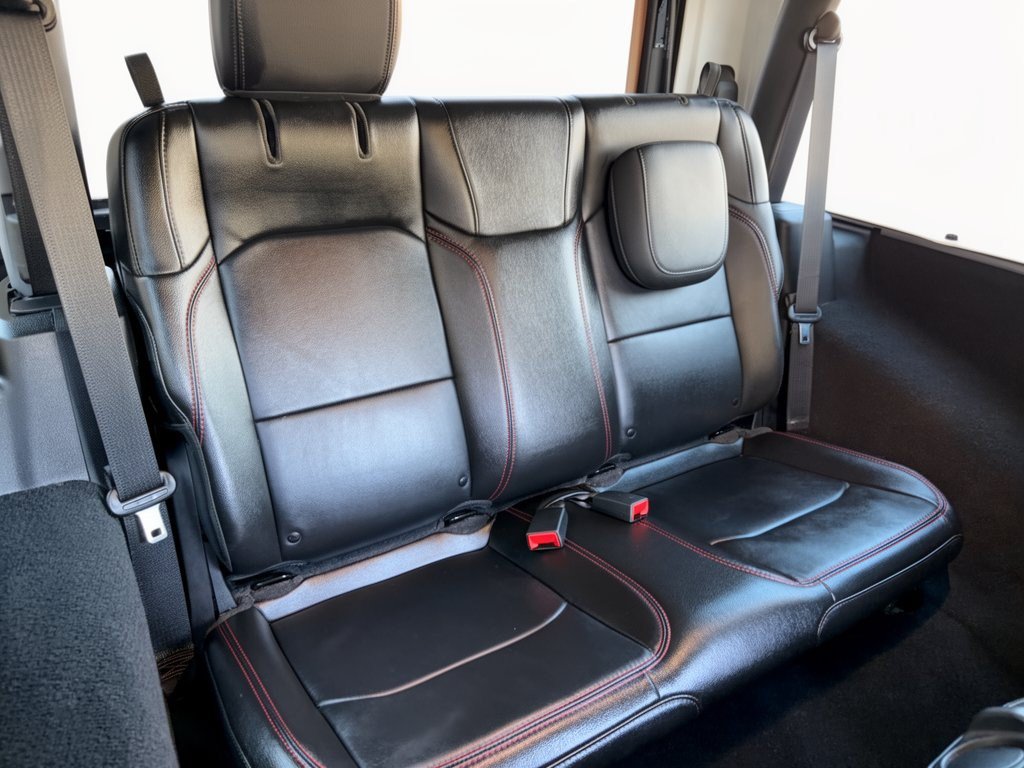 Used 2023 Jeep Wrangler Rubicon AWD/4WD image 29