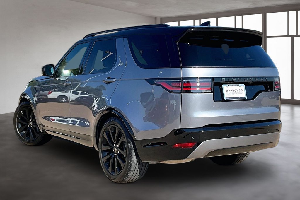 Certified 2026 Land Rover Discovery Dynamic SE AWD/4WD image 11