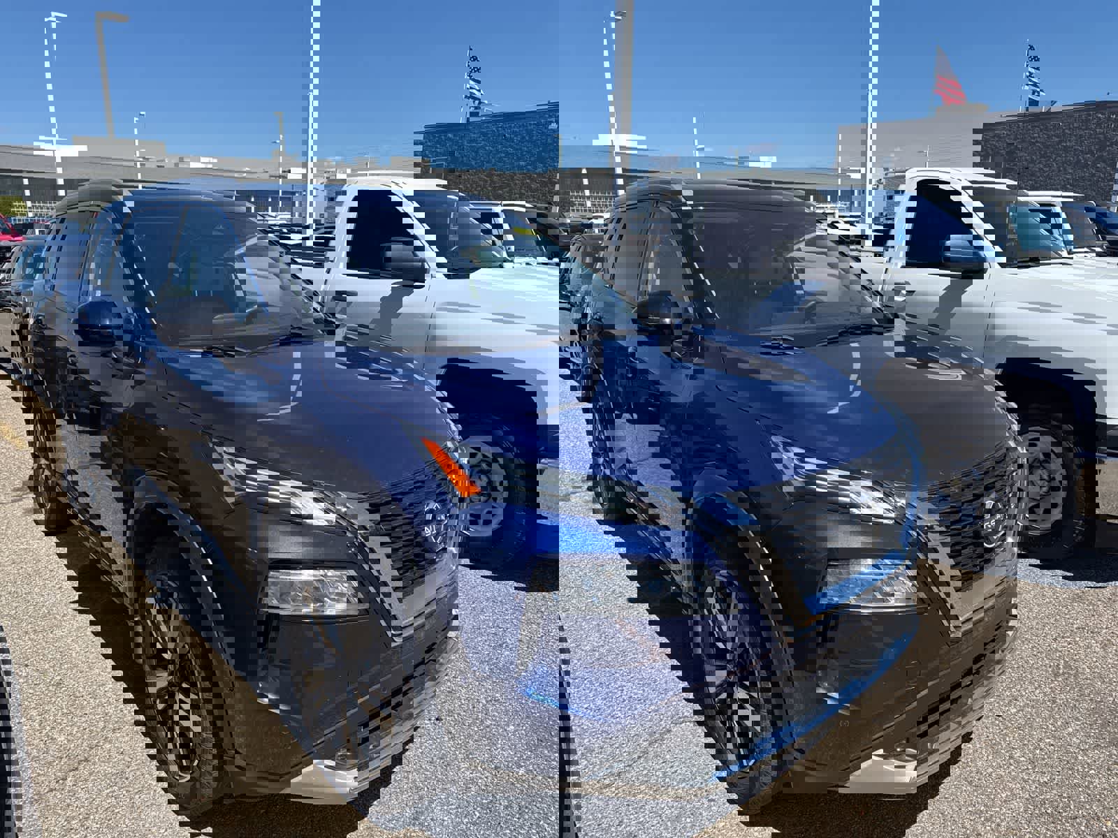 Used 2022 Nissan Rogue Platinum w/ Head-Up Display Package image 5