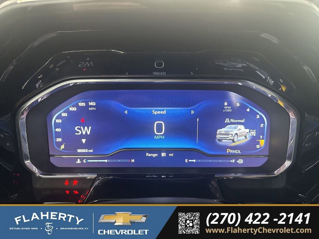 Used 2022 Chevrolet Silverado 1500 RST image 23