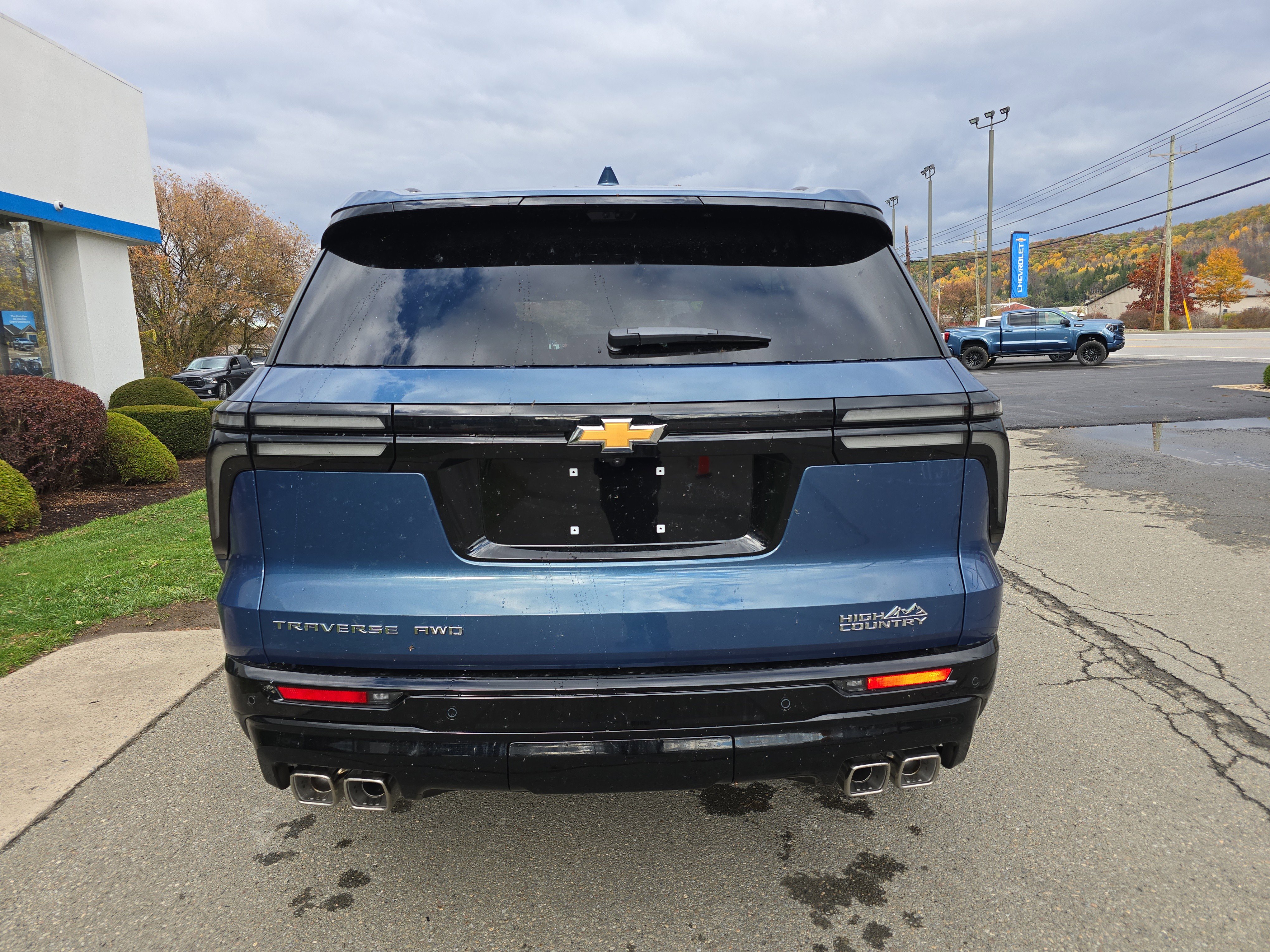 New 2026 Chevrolet Traverse High Country image 4