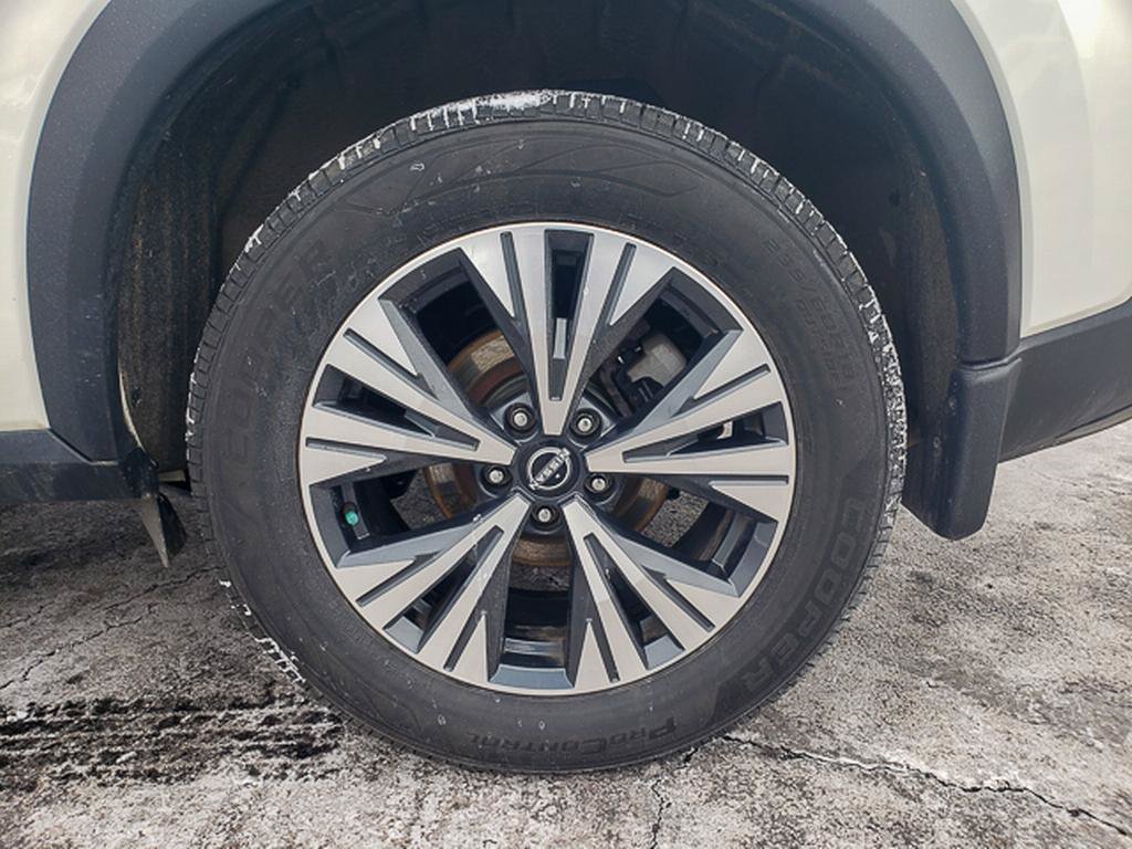 Used 2023 Nissan Rogue SV AWD/4WD image 20