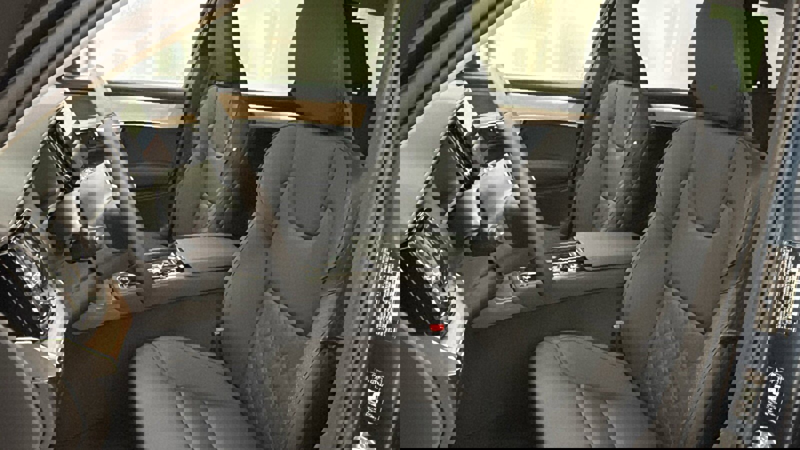 New 2026 Volvo XC90 B6 Plus image 23