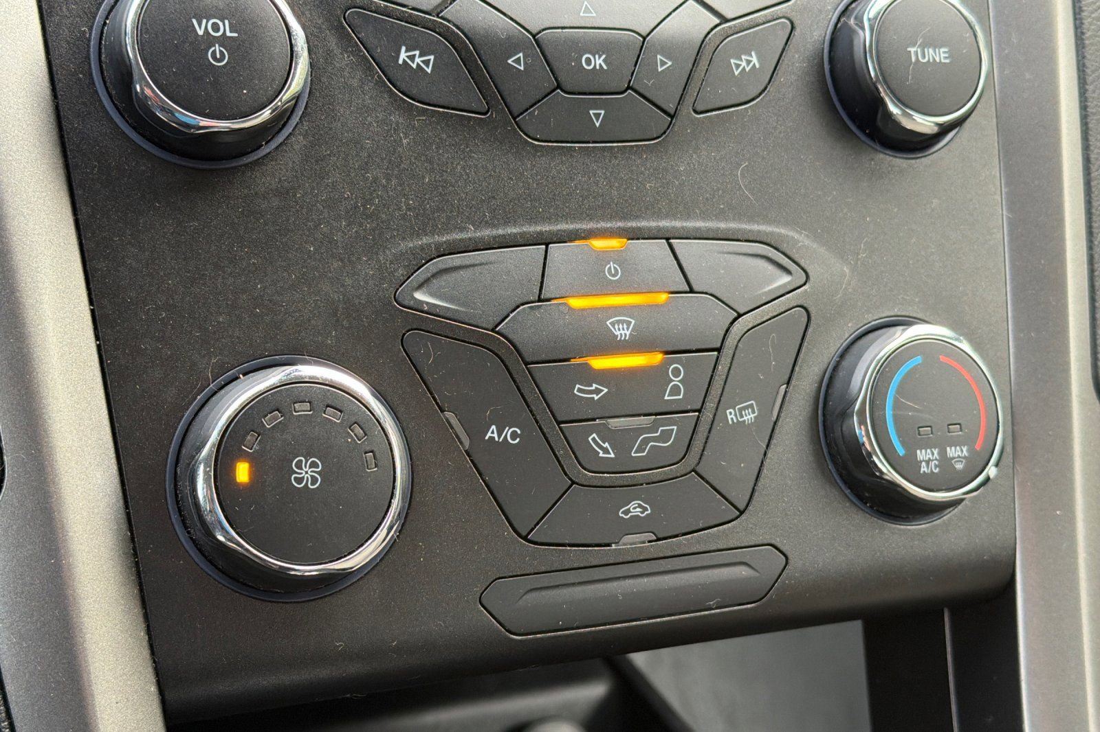 Used 2020 Ford Fusion S image 19