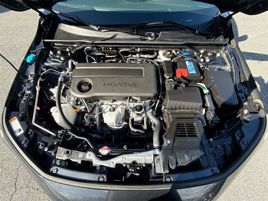 Used 2025 Honda Civic Sport image 17