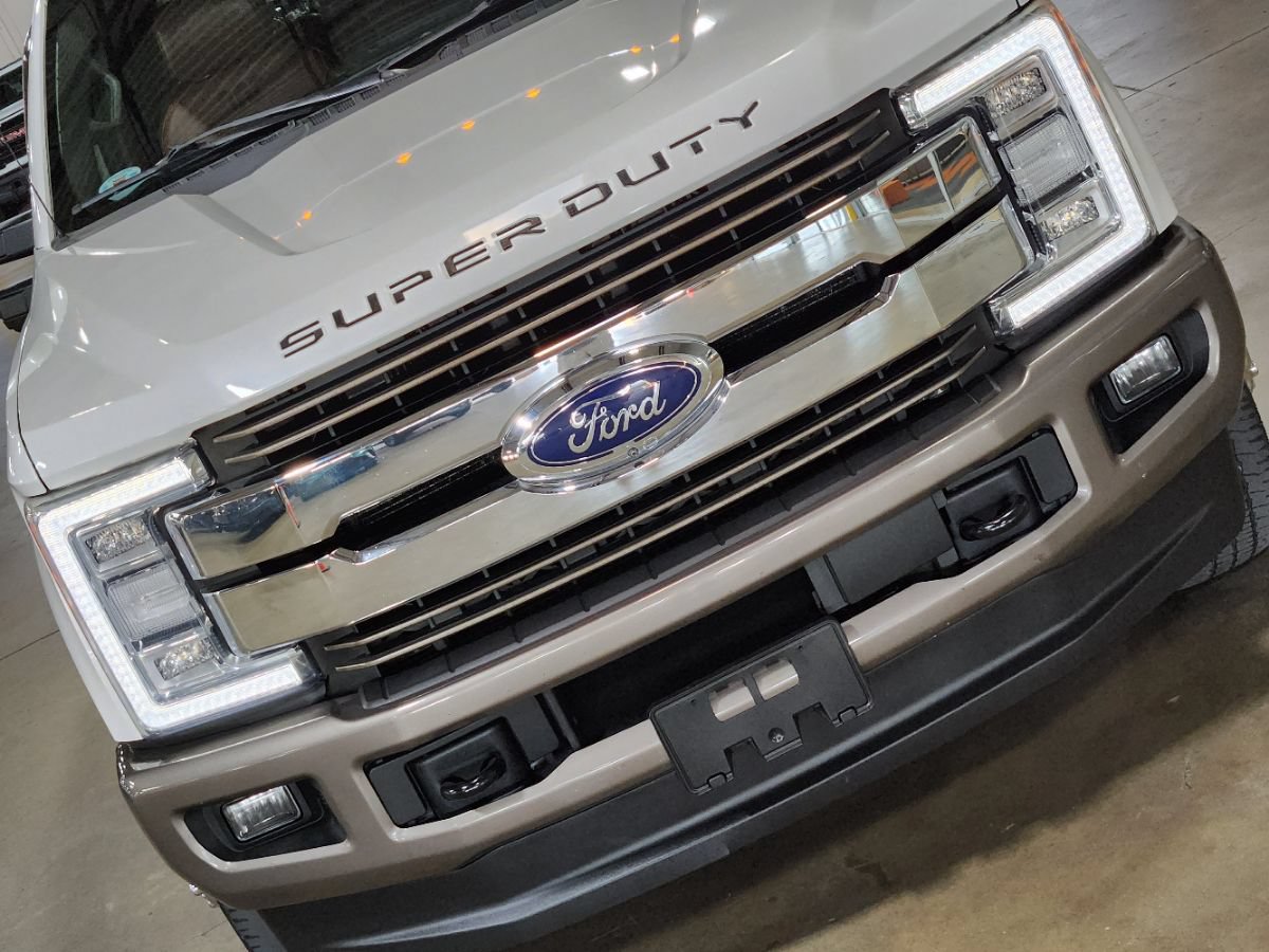 Used 2019 Ford F350 King Ranch w/ King Ranch Ultimate Package AWD/4WD image 19