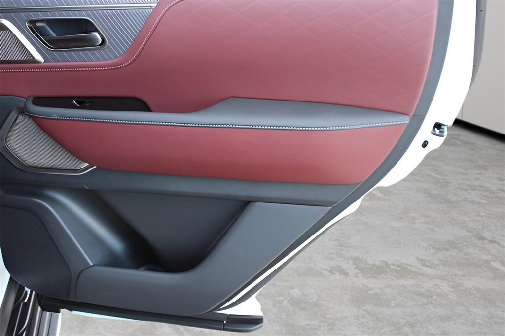 Used 2026 INFINITI QX80 Autograph w/ Premium Cargo Package image 22