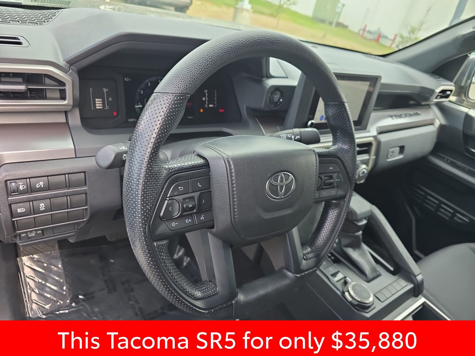 Used 2024 Toyota Tacoma SR5 image 21