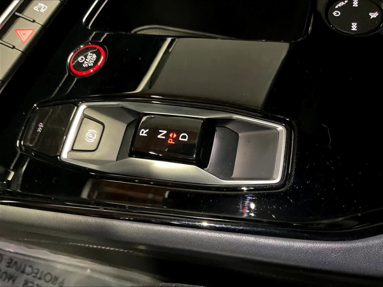 Used 2024 Audi RS e-tron GT w/ Ceramic Brake Package image 18