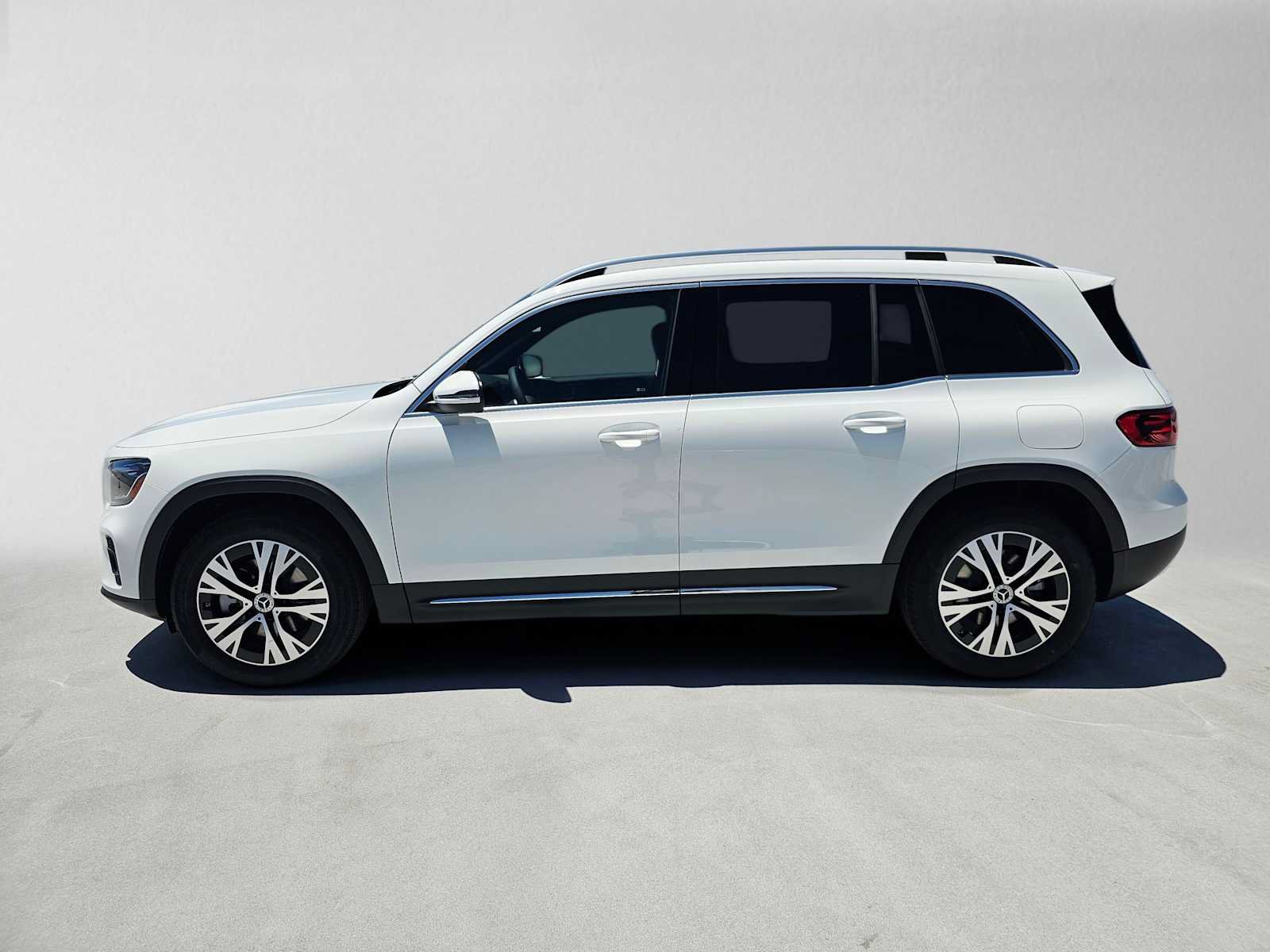 New 2026 Mercedes-Benz GLB 250 image 6