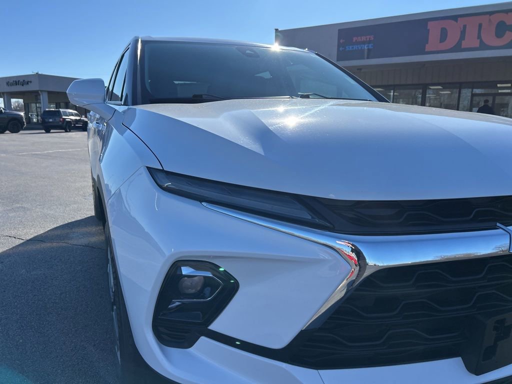 Used 2025 Chevrolet Blazer LT image 30