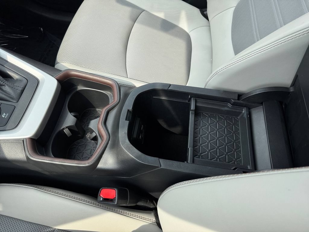 Certified 2021 Toyota RAV4 Limited AWD/4WD image 28