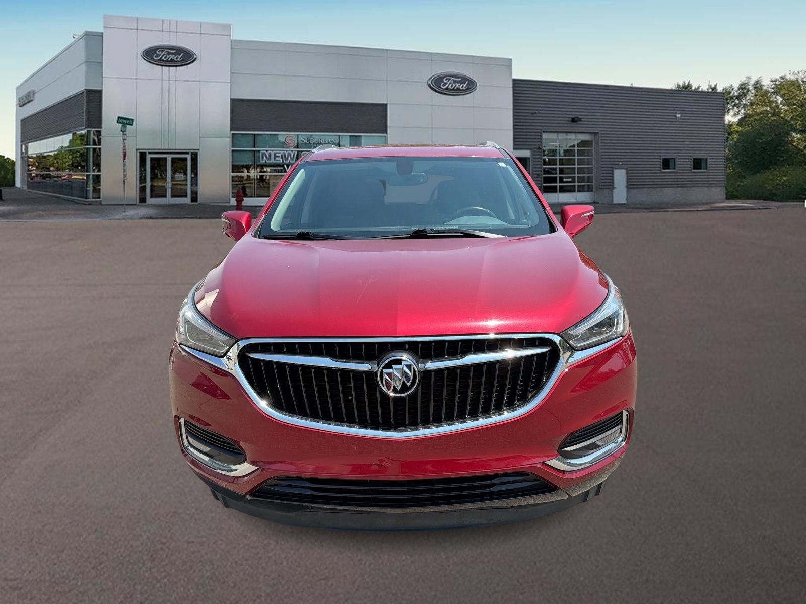 Used 2018 Buick Enclave Essence AWD/4WD image 3