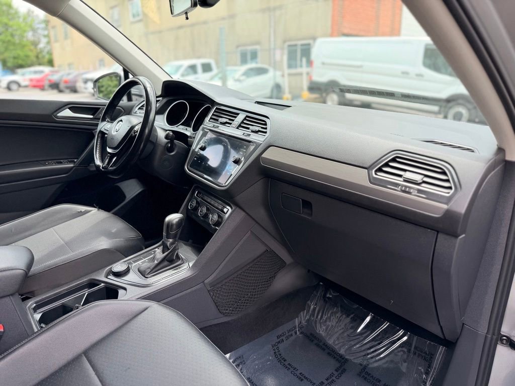 Used 2019 Volkswagen Tiguan SE AWD/4WD image 10