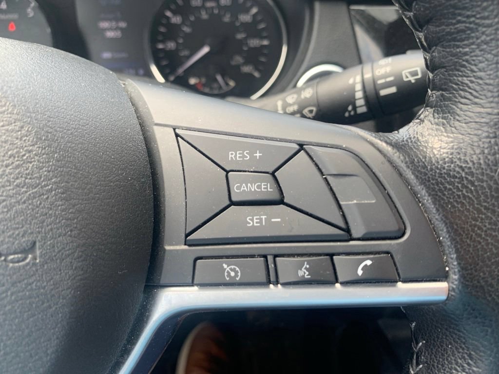 Used 2020 Nissan Rogue SV AWD/4WD image 21