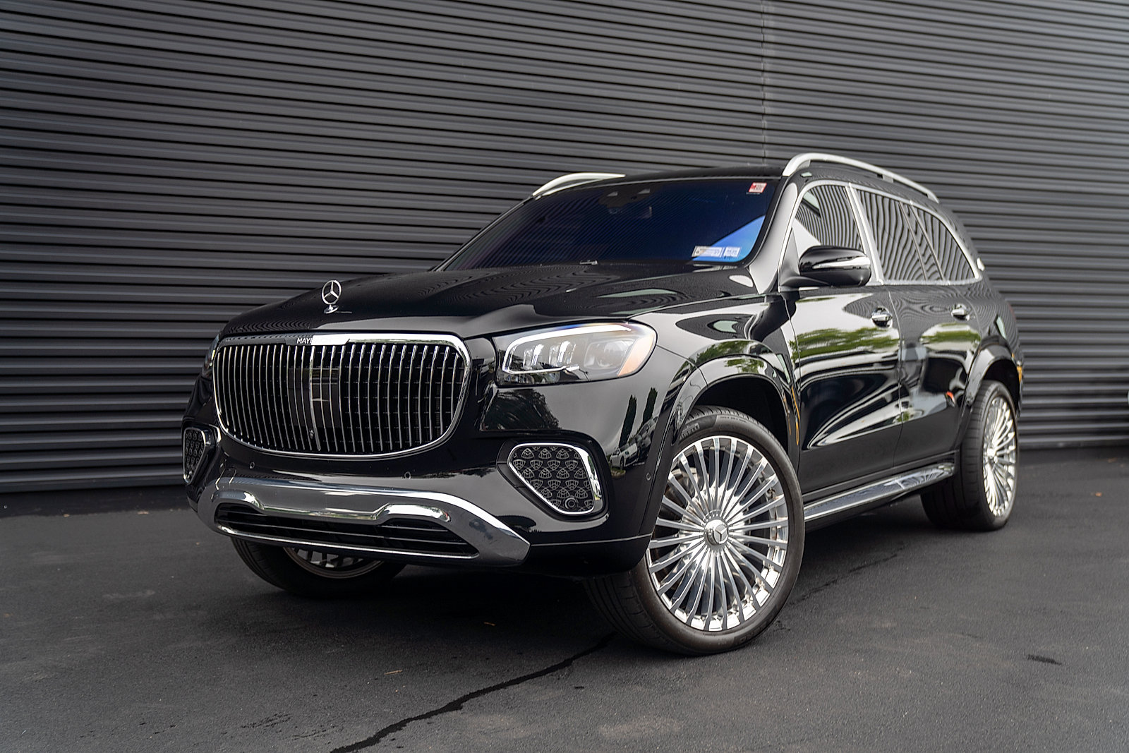 Used 2025 Mercedes-Benz Maybach GLS 600 4MATIC image 1