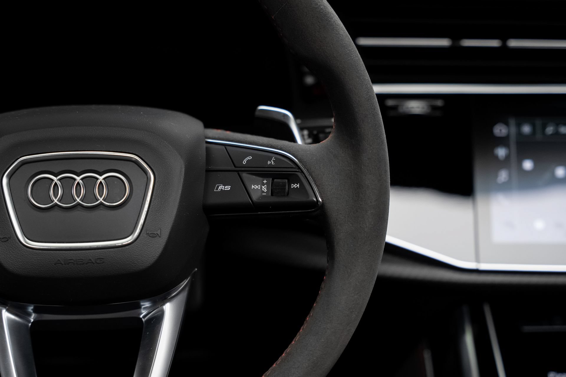 Used 2023 Audi RS Q8 AWD/4WD image 47