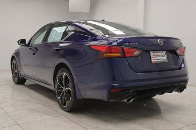 Used 2024 Nissan Altima 2.5 SR AWD/4WD image 9