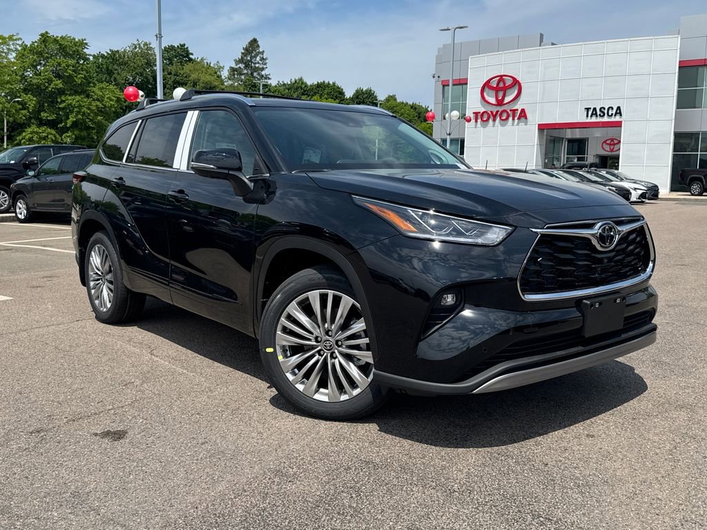 New 2026 Toyota Highlander Platinum AWD/4WD image 1