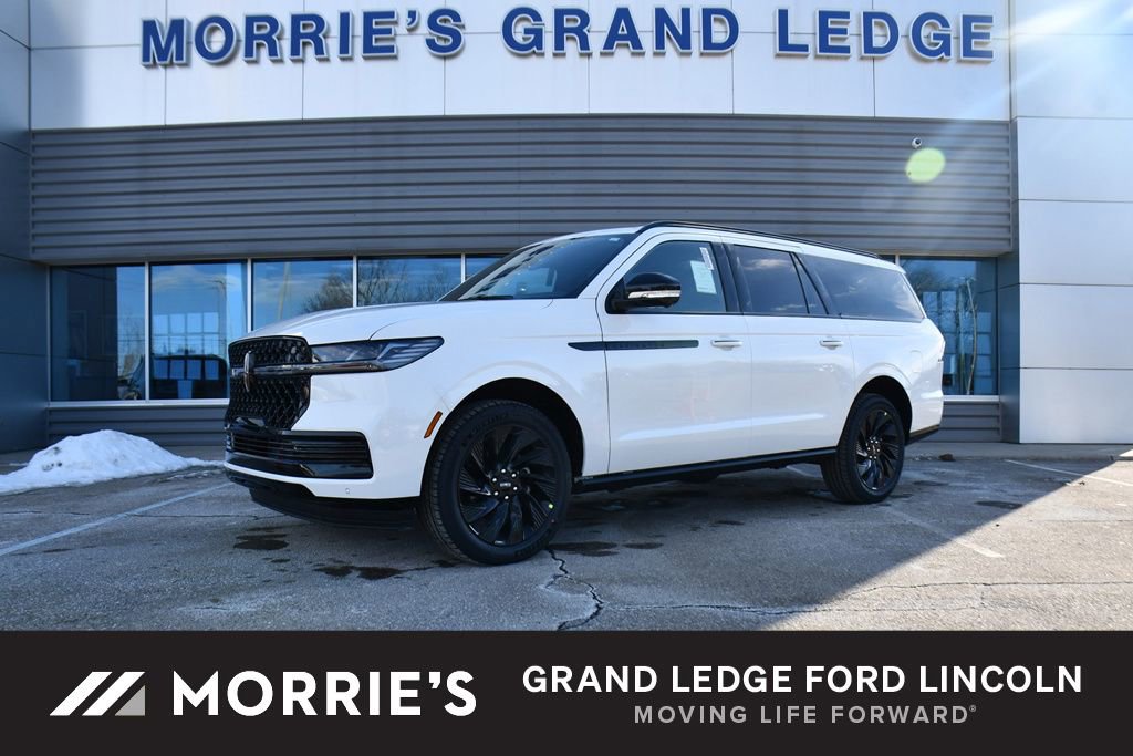 New 2026 Lincoln Navigator L Reserve w/ Jet Appearance Package image 1