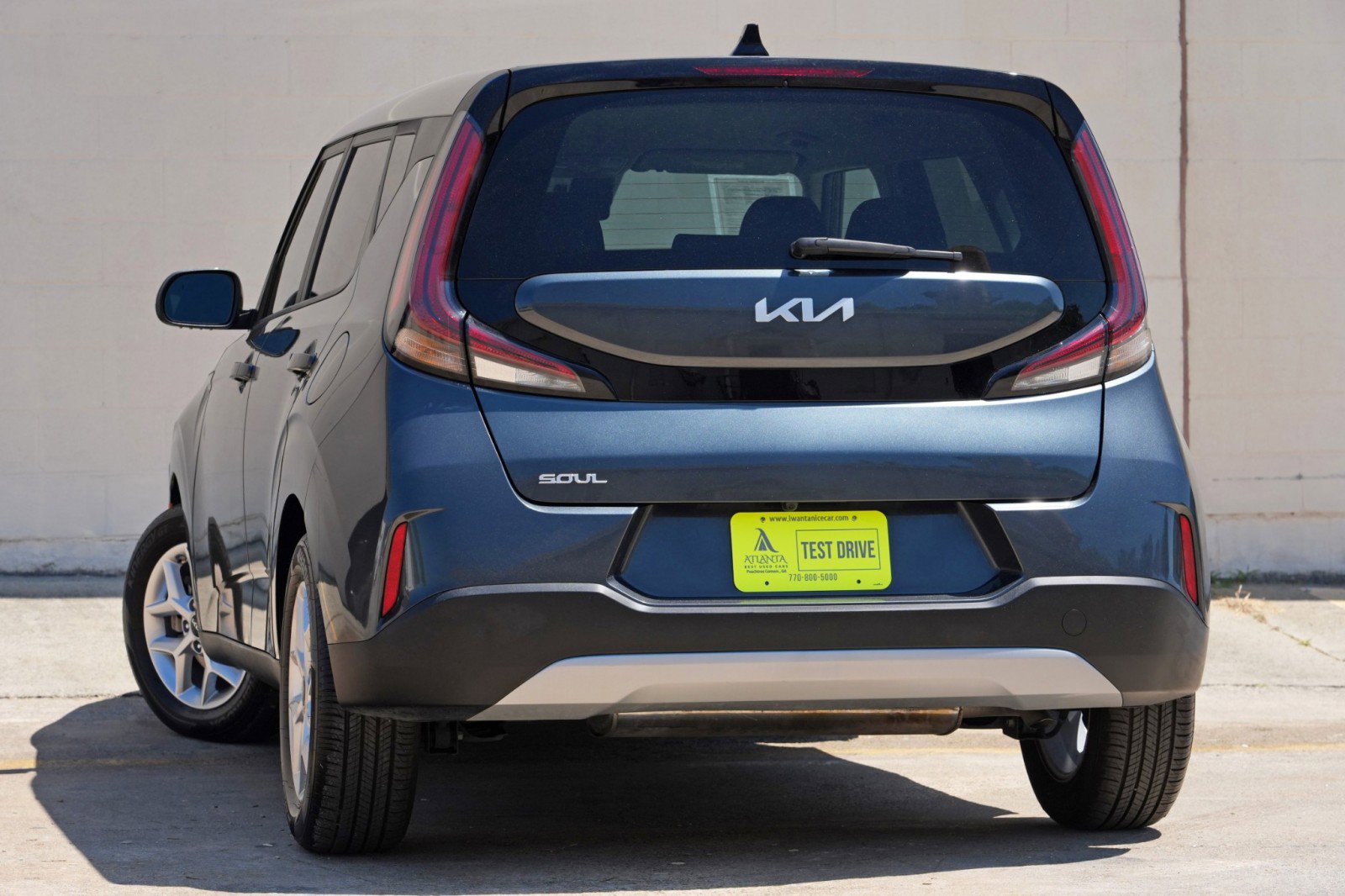 Used 2023 Kia Soul LX w/ LX Technology Package FWD image 5