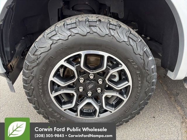 Used 2018 Ford F150 XLT w/ Equipment Group 302A Luxury image 9