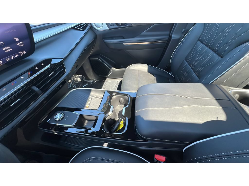 Certified 2025 Buick Enclave Avenir w/ Super Cruise Package AWD/4WD image 20
