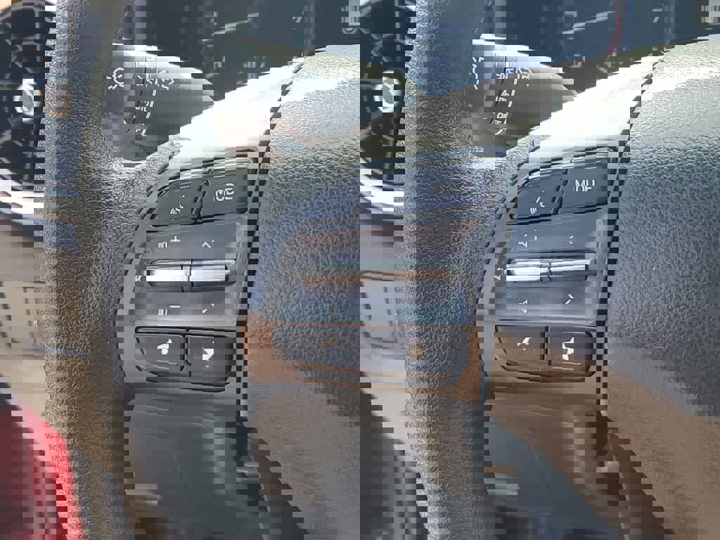 Used 2022 Hyundai Kona SE image 26