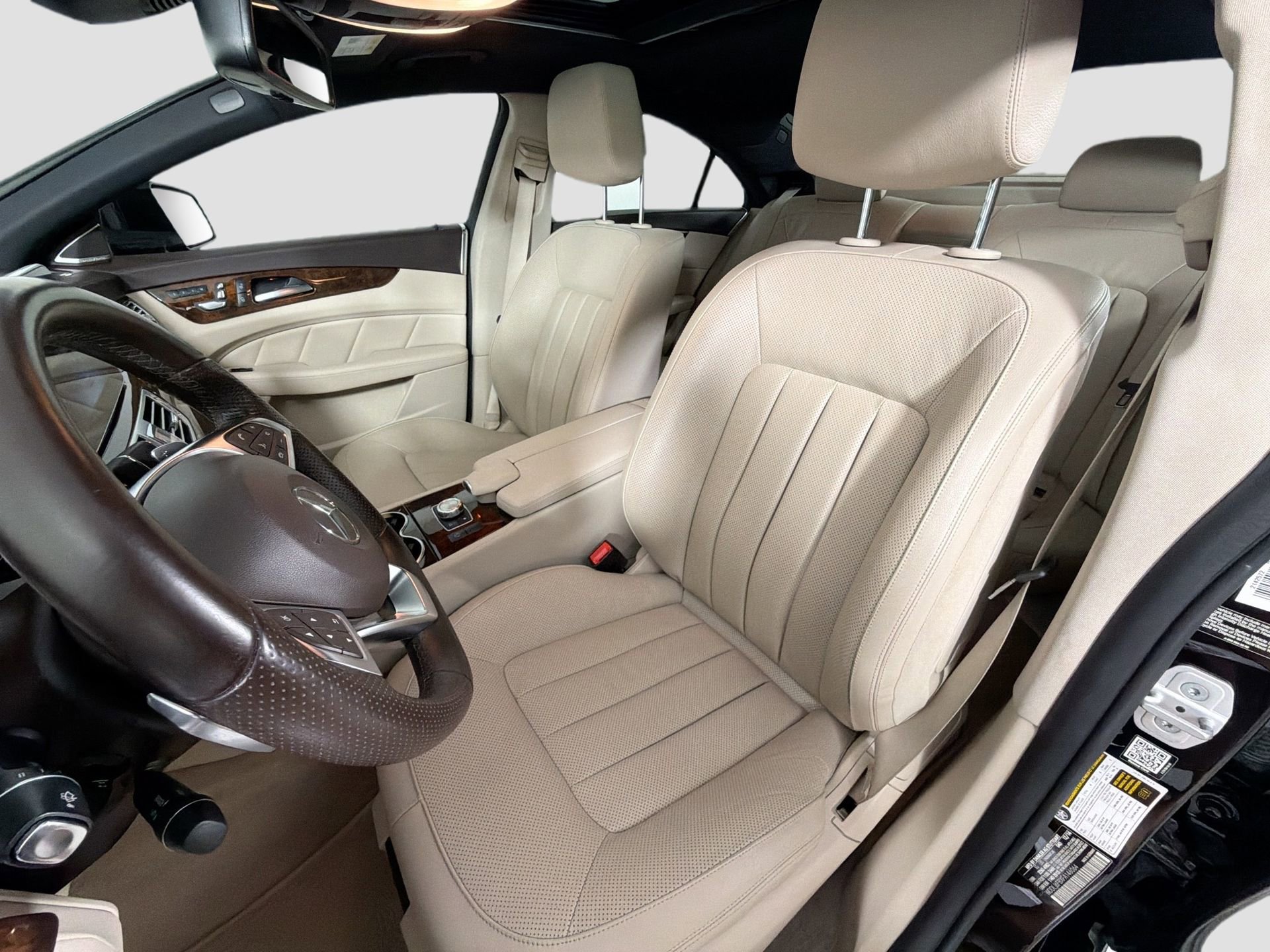 Used 2015 Mercedes-Benz CLS 400 image 21